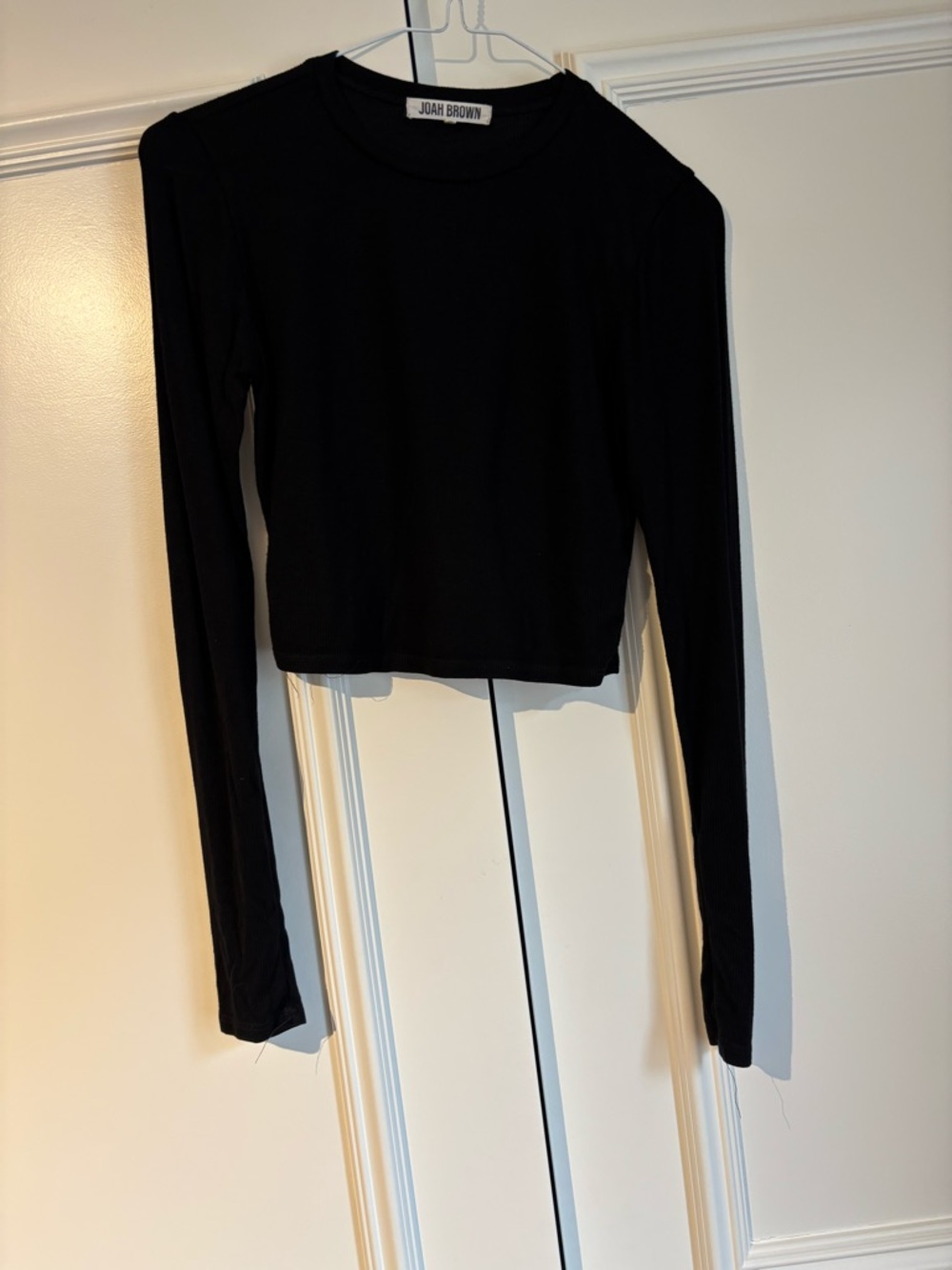 Joah Brown Black Long Sleeve Cropped Tee